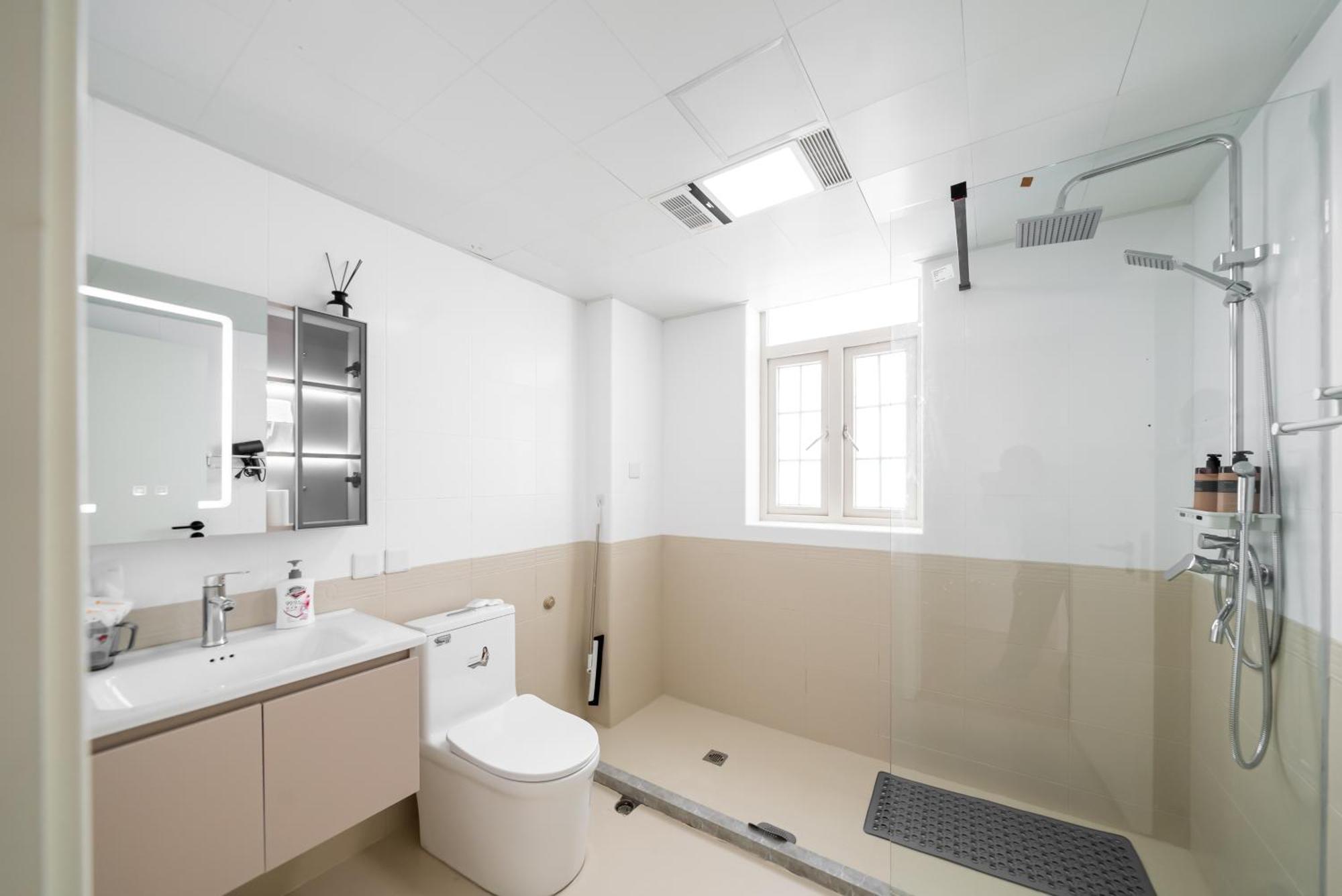 Apartemen Yi Du -family - Friendly Close To People's Square And Subway *